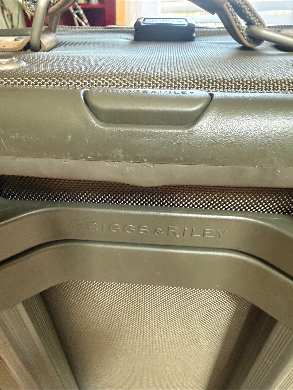 Briggs & Riley Baseline Collection classic-2-wheel - Picture 6 of 14